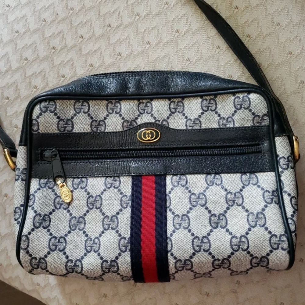 Vintage Gucci GG Monogram Camera Crossbody Bag